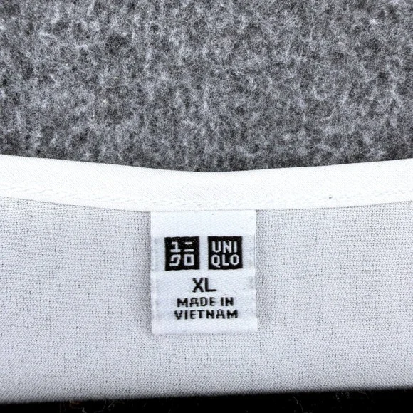 Uniqlo Womens XL White Jersey Satin Cap Sleeve Blouse White Casual Flowy - Picture 3 of 8